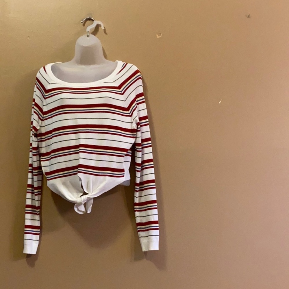 Freshman 1996 • Tie Front Crop Top